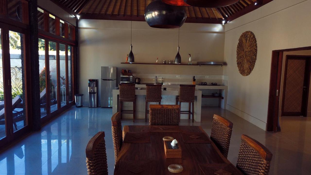 Gili Palms Villas Gili Trawangan Exterior photo